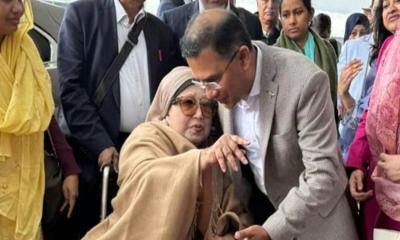 মায়ের অসুস্থতার খবরে লন্ডনের হাসপাতালে ছুটে গেলেন তারেক রহমান