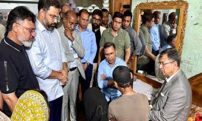 শিশু রামিসার বাসায় প্রধানমন্ত্রী তারেক রহমান, দিলেন দ্রুত বিচারের আশ্বাস