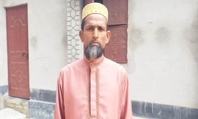 শাপলা কলি প্রতীকের পক্ষে কাজ, ইমামতি গেল খতিবের