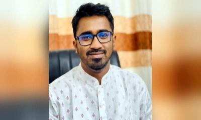 শেখ হাসিনার সঙ্গে ৫ জন উপদেষ্টা হাত মিলিয়েছে