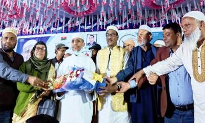 পূর্বধলায় আবু তাহের তালুকদারের নির্বাচনী প্রচারণায় লুৎফুজ্জামান বাবর