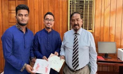 স্পিকারকে বিয়ের দাওয়াত দিলেন ডাকসু ভিপি সাদিক কায়েম