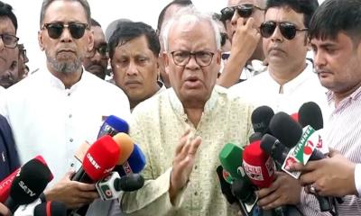 সরকারে ধর্মভিত্তিক দলের লোকেরা সুষ্ঠু নির্বাচনে বড় বাধা