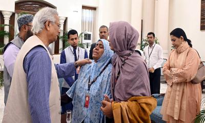 হাদির পরিবারের সঙ্গে প্রধান উপদেষ্টার সাক্ষাৎ, উন্নত চিকিৎসার আশ্বাস