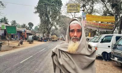 শীতের তীব্রতায় লালমনিরহাটে ৭৮ বছরের বৃদ্ধের মানবেতর জীবন
