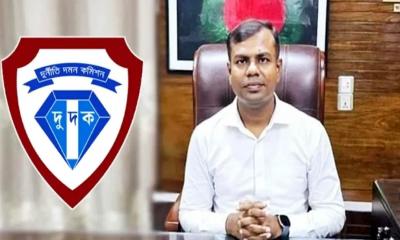 চাচাকে বাবা সাজিয়ে মুক্তিযোদ্ধা কোটায় চাকরি, সেই ইউএনও গ্রেপ্তার
