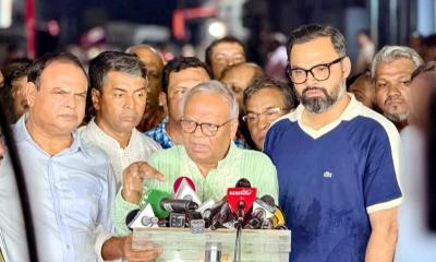 নিহতদের পরিবারকে এক লাখ টাকা করে দেবে বিএনপি