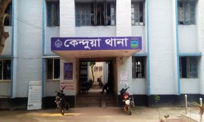 কেন্দুয়ায় অটোরিকশা চুরির সময় জনতার হাতে একজনকে আটক