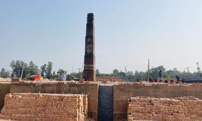 মির্জাপুরে দুই ইটভাটা মালিককে ২ লাখ টাকা জরিমানা