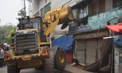 সায়েদাবাদে ২৪০ অবৈধ বাস কাউন্টার উচ্ছেদ