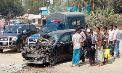 টাঙ্গাইলে প্রাইভেটকারের ধাক্কায় ভ্যানগাড়ি চালকসহ নিহত ২