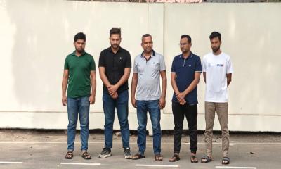 কিডনি প্রতিস্থাপনের প্রলোভনে অর্ধ কোটি টাকা প্রতারণা, র‍্যাবের জালে ৫ প্রতারক