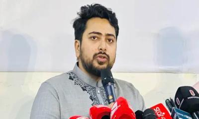 সরকার ক্রমশ ব্যর্থতার দিকে যাচ্ছে