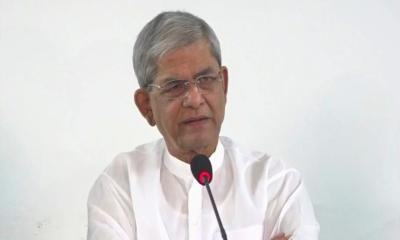 সরকারের ভেতর যতই ঢুকছি আতঙ্কিত হচ্ছি