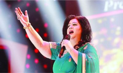 মৃত্যুর গুজবে রুনা লায়লা বললেন, ‘আমি সুস্থ’