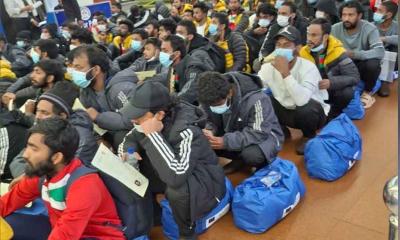 লিবিয়া থেকে ফিরলেন ১৭৪ বাংলাদেশি
