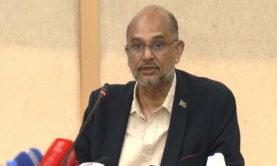 ভঙ্গুর অর্থনীতি থেকে উত্তরণের চেষ্টা করছে সরকার