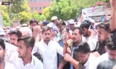 প্রশ্নপত্র ফাঁস কাণ্ডে উত্তাল নয়াদিল্লি, শিক্ষামন্ত্রীর পদত্যাগ দাবি
