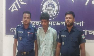 দামুড়হুদায় ৭১ বছর বয়সী বৃদ্ধাকে ধর্ষণ, যুবক গ্রেপ্তার