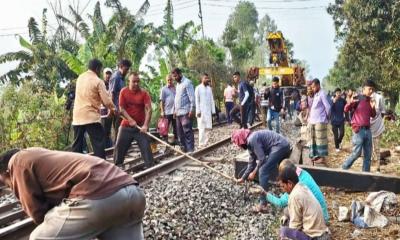 ২১ ঘণ্টা পর উত্তরাঞ্চলের সঙ্গে সারাদেশের ট্রেন চলাচল স্বাভাবিক