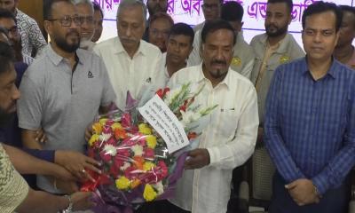 কারণে-অকারণে বিরোধীদলকে ওয়াক আউট না করার আহ্বান স্পিকারের
