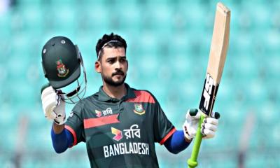 শান্তর সেঞ্চুরিতে নিউজিল্যান্ডকে চ্যালেঞ্জিং লক্ষ্য দিল বাংলাদেশ