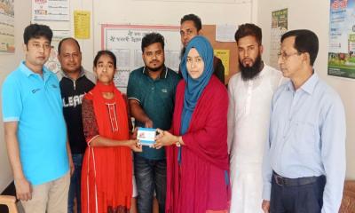 নকলায় স্বাবলম্বীর সহায়তায় শব্দের জগতে ফিরল প্রতিবন্ধী সাদিয়া