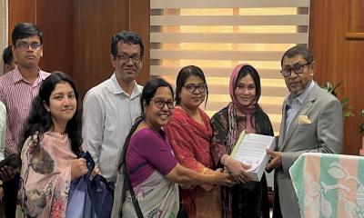 তামাক নিয়ন্ত্রণ অধ্যাদেশ দ্রুত আইন করার দাবিতে ২০ হাজার নাগরিকের আবেদন