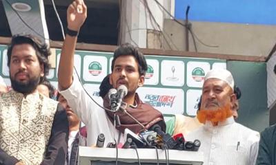 বিদেশে চলে যাওয়া ‘অতিথি পাখিদের’ ভোট না দেওয়ার আহ্বান আসিফ মাহমুদের