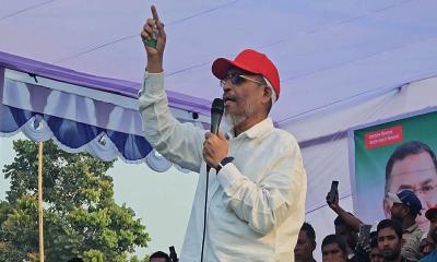 এ দেশে এমন একটি দল আছে, যাদের কাজকর্মই মুনাফেকি