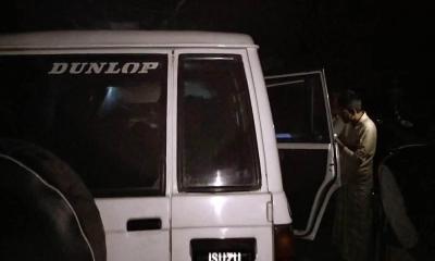 বাসাইলে গাড়ি রেখে পালালো ডাকাতদল