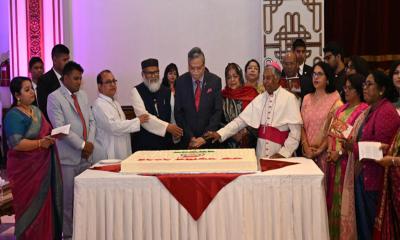 বড়দিন উপলক্ষে বঙ্গভবনে রাষ্ট্রপতির শুভেচ্ছা বিনিময়