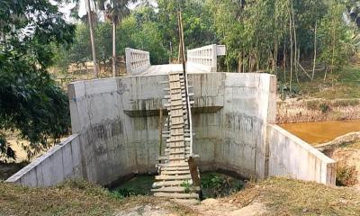 শ্রীপুরে কোটি টাকার সেতু অচল: ছয় মাসেও হয়নি সংযোগ সড়ক