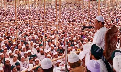 লাখো মুসল্লির কলরবে চরমোনাই দরবারে মাহফিল শুরু