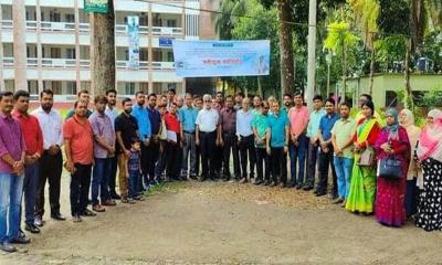 সারাদেশে সরকারি কলেজে শিক্ষকদের ক্লাস বর্জন, পরীক্ষাও স্থগিত