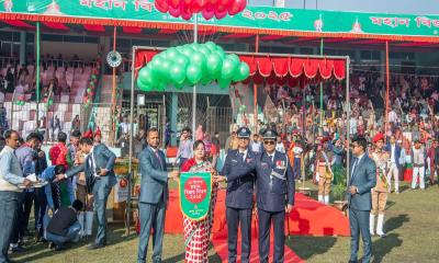 ময়মনসিংহে বর্ণাঢ্য আয়োজনে মহান বিজয় দিবস উদযাপন