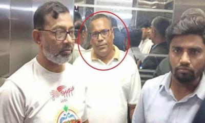 ‘আই ডোন্ট কেয়ার’ লেখা কার্ড পোস্ট, ঢাবির ডেপুটি রেজিস্ট্রার আটক