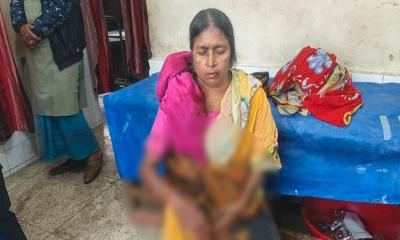 দুমকিতে পাগলা কুকুরের তাণ্ডব: শিশুসহ আহত অন্তত ৩০