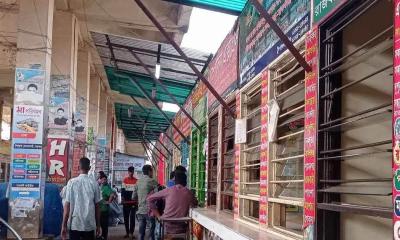 গাবতলী বাস টার্মিনাল ফাঁকা, যাত্রী কম