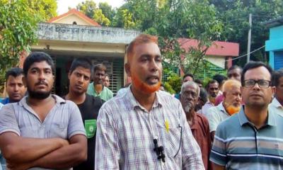 গাংনীতে প্যানেল চেয়ারম্যানকে লাঞ্ছিত ও ভাঙচুর-লুটপাটের অভিযোগ