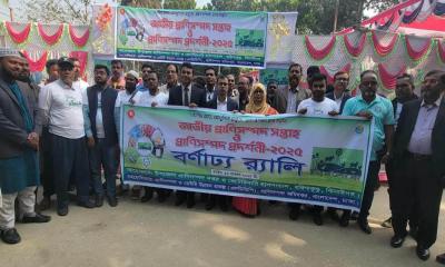 জাতীয় প্রাণিসম্পদ সপ্তাহ উপলক্ষে হরিণাকুণ্ডুতে প্রদর্শণী মেলা অনুষ্ঠিত