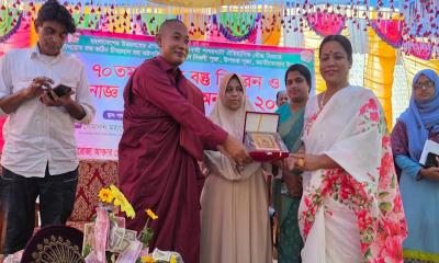 পাঁচবিবিতে কঠিন চীবর দান উৎসব পালিত
