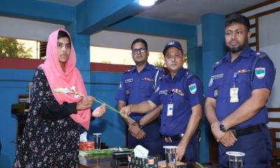 মাত্র ১২০ টাকায় পুলিশে চাকরি পেলেন চুয়াডাঙ্গার ২১ তরুণ-তরুণী