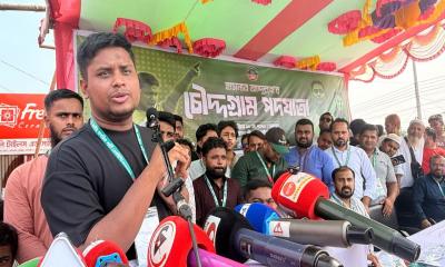 যে দলের প্রধানরা পালিয়ে যায়, তাদের রাজনীতি করার অধিকার নেই