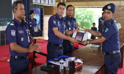 চট্টগ্রাম জেলার শ্রেষ্ঠ ওসি নির্বাচিত হলেন পটিয়ার জিয়াউল হক