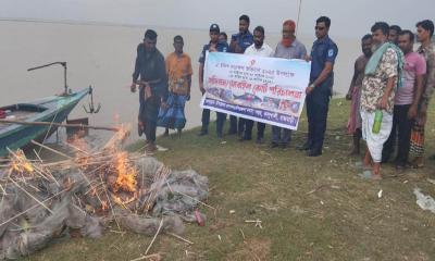 কালুখালীতে মা ইলিশ শিকার করায় ভ্রাম্যমান আদালতে তিন জেলের কারাদণ্ড
