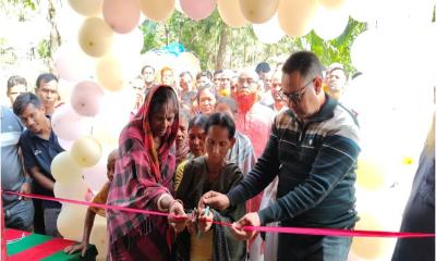 অসহায় বিমলা হাজংয়ের পাশে দাঁড়ালেন ব্যারিস্টার কায়সার কামাল