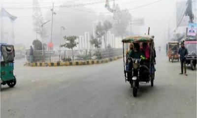 কুড়িগ্রামে ঘনকুয়াশার সাথে হাড় কাঁপানো শীত, তাপমাত্রা ১১.৪ ডিগ্রি সেলসিয়াস