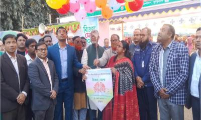 কুড়িগ্রামে তিন দিনব্যাপী বিজয় মেলার উদ্বোধন