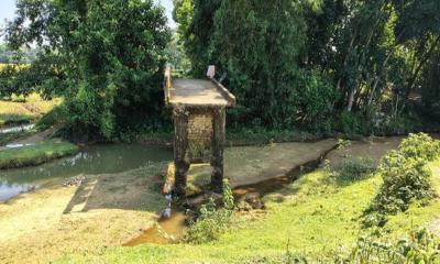 ২০ বছর পার হলেও নির্মাণ হয়নি সংযোগ সড়ক
